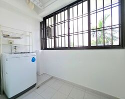 Blk 221A Linear Green @ Bedok (Bedok), HDB 4 Rooms #578467181